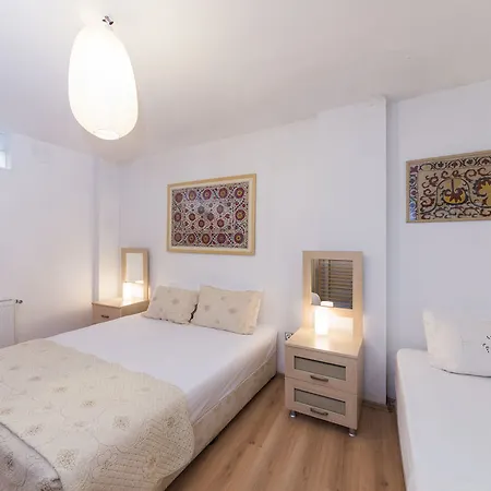 Apartament Amedros